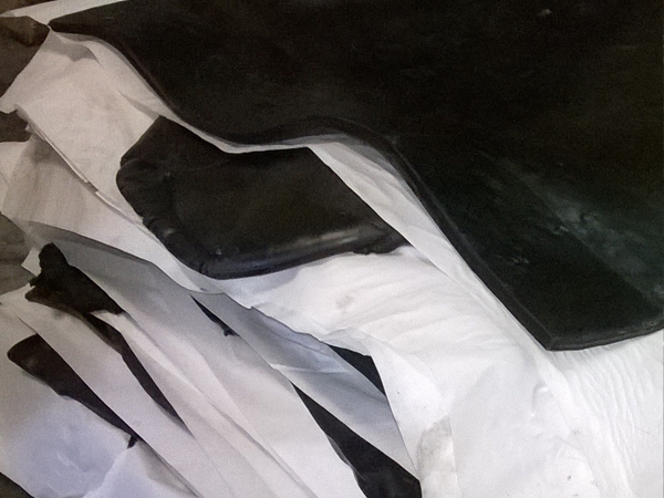 Перадавыя вытворчыя працэсы з кантролем якасці на ўсіх этапах стварэння гумовых матэрыялаў і сумешаў